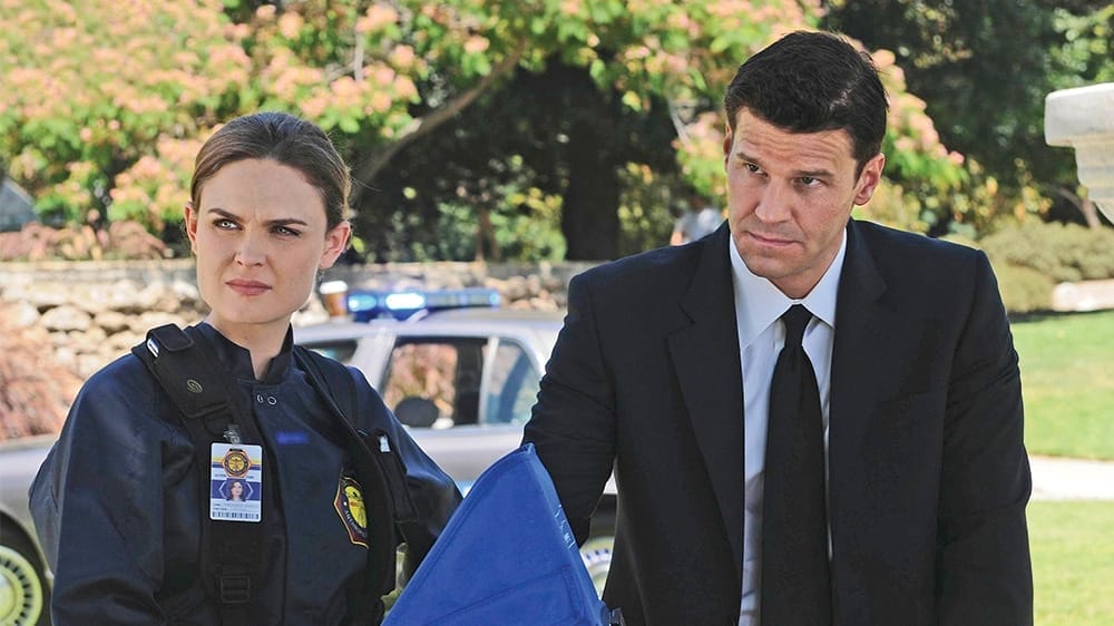 Temperance "Bones" Brennan and Seeley Booth investigate a crime scene in the Fox TV series "Bones".