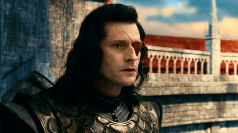 Still image of Crispin Glover as Ilosovic Stayne/Knave of Hearts from the 2010 fantasy adventure film "Alice in Wonderland".